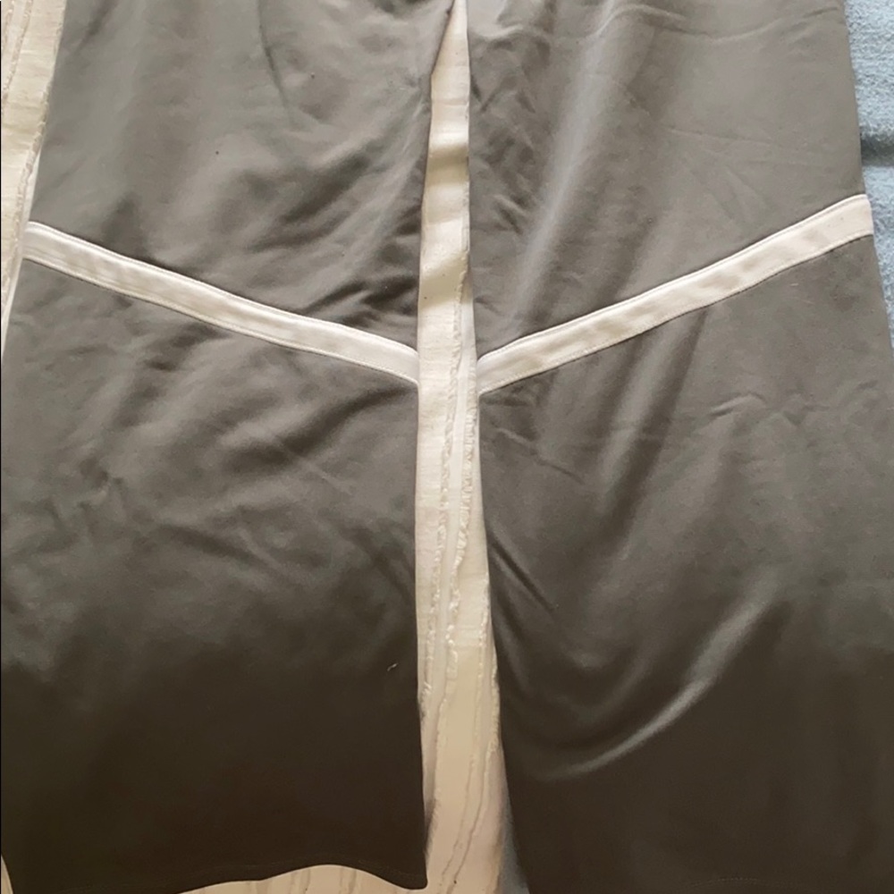Sweatpants - Picture 7 of 7